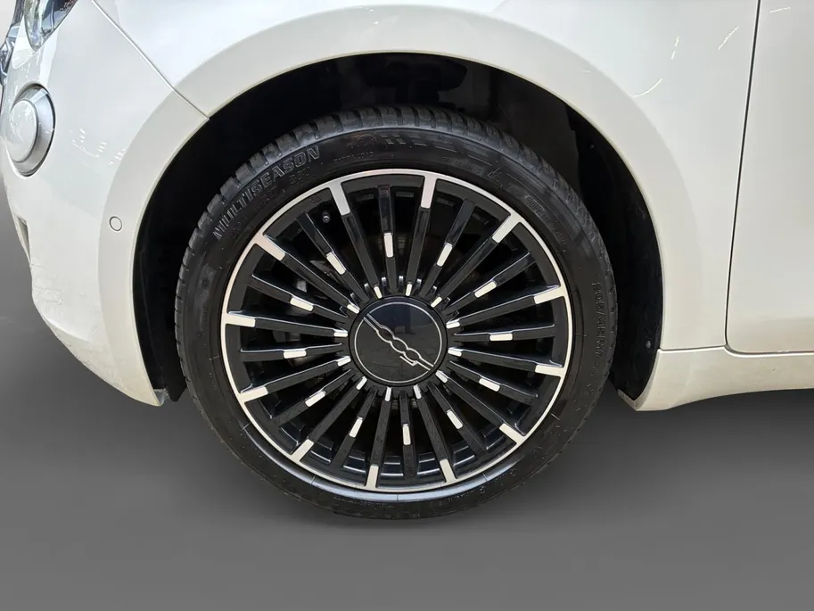Fiat 500 La Prima 42 kWh NAVI | LEDER | LM VELGEN | SOH 98,43%