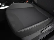 Volkswagen Taigo Life Edition 1.0 TSI 95 pk 5 versn. Hand · Achteruitrijcamera · Achteruitrijcamera · Allseason banden