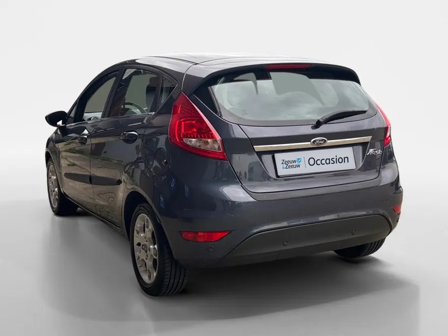 Ford Fiesta 1.4 Titanium | Voorruitverwarming | PDC | Airco | 12 maanden BOVAG garantie