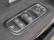 Mercedes-Benz A-Klasse 250 e Business Solution AMG