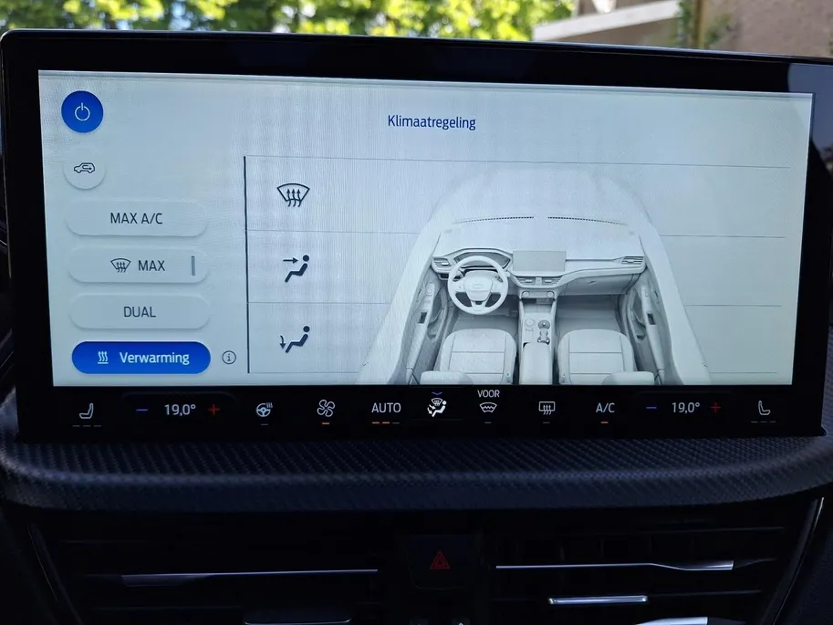 Ford Kuga 2.5 PHEV ST-Line X | Winterpack | Matrix Ledkoplampen | 19' Lichtmetaal | El. Trekhaak | Panoramadak | Adaptive cruisecontrol | 360Camera | Apple Carplay&Android Auto | El. Achterklep | El. verst. voorstoelen | Nieuw te bestellen |