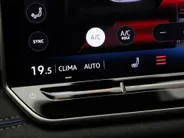 Volkswagen Tayron 1.5eHybrid 200kW/272PK R-Line Edition DSG · Panoramadak · Camera + Parkeersensoren · Massagefunctie · Garantie t/m 29-12-2030 of 100000km  · EXTRA INRUILKORTING ·