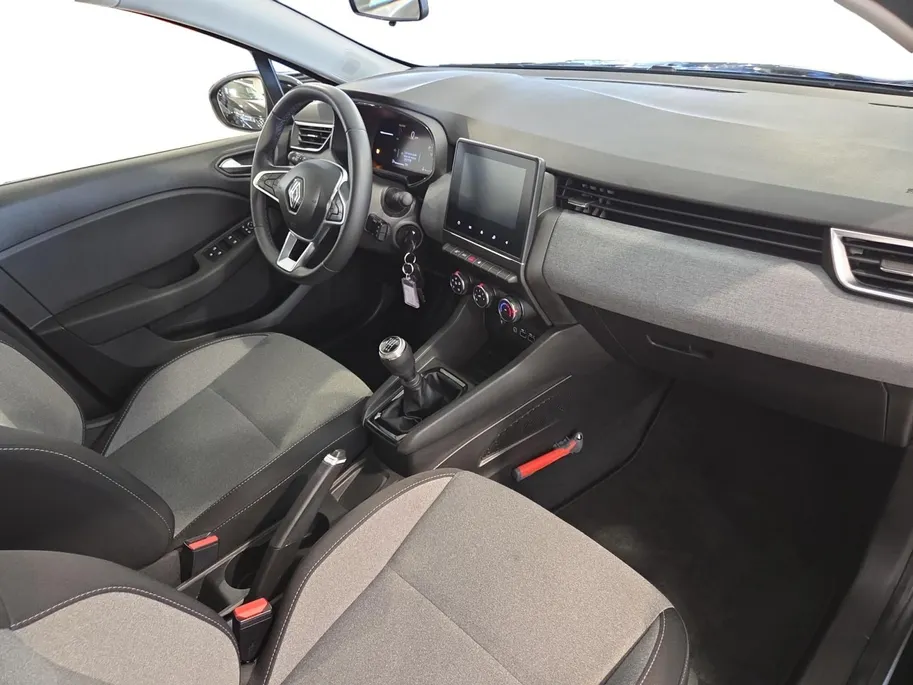 Renault Clio 1.0 TCe 90 GPF evolution | Carplay | Cruise Control | Bluetooth | Elektrische Spiegels | Parkeersensoren | Airco | 12 Maanden BOVAG Garantie |