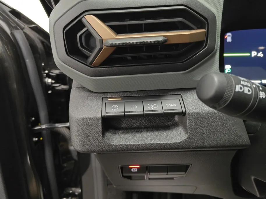 Dacia Bigster 1.8 Hybrid 155 Extreme AUTOMAAT NAVI AIRCO CAMERA CRUISE CONTROLE STOELVERWARMING SCHUIFKANTELDAK APPLE CARPLAY ANDROID AUTO DEALER ONDERHOUDEN ZEER MOOIE AUTO