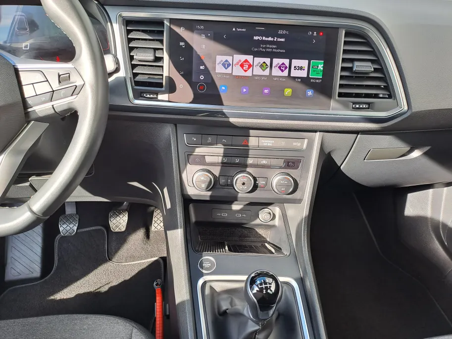 SEAT Ateca 1.5 TSI Style Business Intense | Keyless start | ECC | Navigatie | Camera | Cruise control adaptief | Apple Carplay/Android Auto | 17'' LM