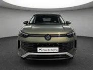 Volkswagen Tayron Life Edition 1.5 eHybrid 204 pk 6 versn. DSG · Comfort pakket · Trekhaak inklapbaar, met elektrische ontgrendeling, incl. aanhangermanoeuvreerhulp Trailer Assist · Voorraad OUTLE · Prijs is inclusief inruilpremie · MEGA SALE