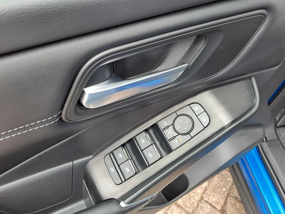 Nissan QASHQAI 1.3 MHEV Xtronic N-Connecta | Automaat | Panorama Dak | Navi | 360 Camera | Cruise control adaptief