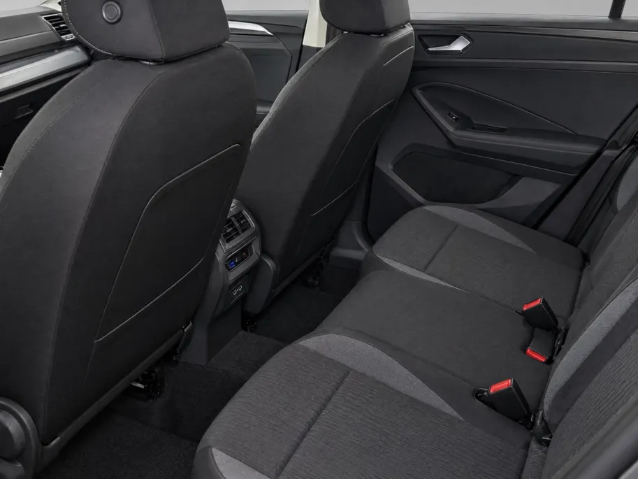 Volkswagen Tiguan 1.5eTSI/150PK Energy · Trekhaak · Stoelverwarming · Apple/Android Car Play ·  Navigatie ·  360°Camera + Parkeersensoren · Garantie t/m 21-01-2028