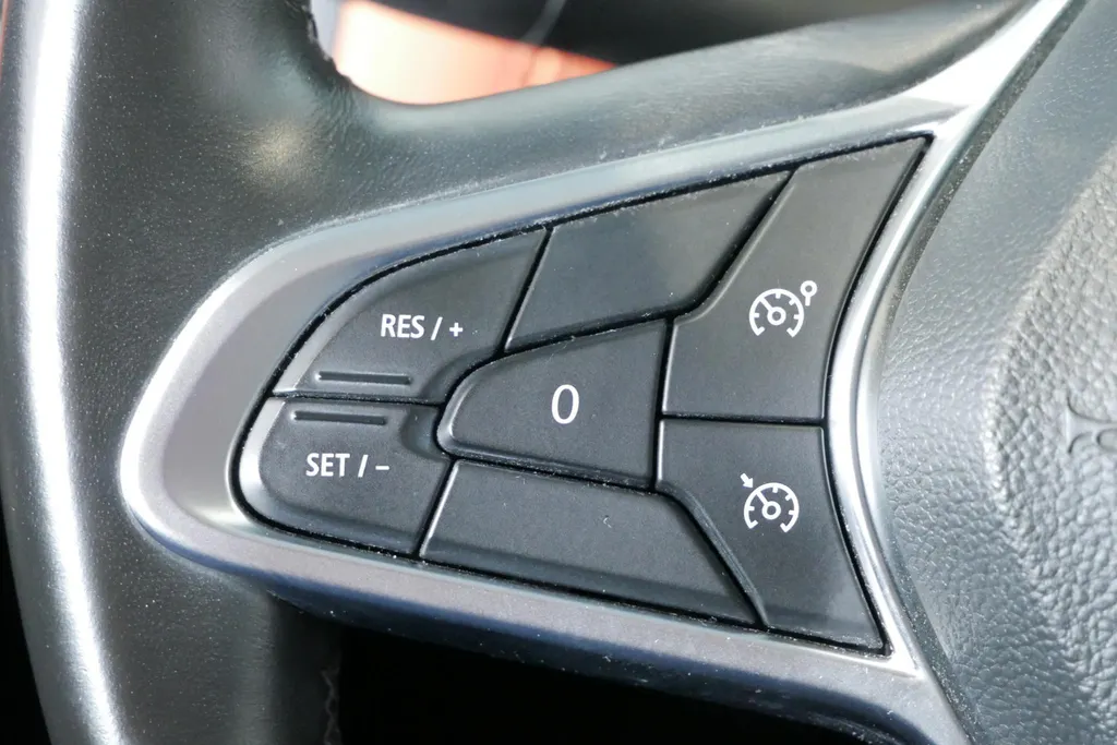 Renault Captur 1.6 E-Tech Plug-in Hybrid 160 Business *Aut*Navi+Camera*Climate*Stoel Verw.*Sportieve Auto!