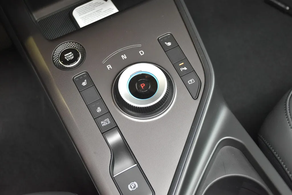 Kia e-Niro 1.6 GDi Hybrid 138pk DCT6 DynamicLine