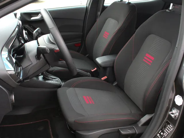Ford Fiesta 1.0 EcoBoost Hybrid ST-Line Automaat | Navi | Cruise | Clima | Park sens | All Season