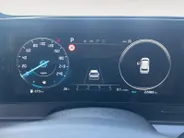 Kia Sportage 1.6 T-GDi MHEV GT-Line | 1510 kg trekgewicht | Glazen schuif-/kanteldak | Elektrisch verstelbare stoelen | Dodehoekassistentie | Stoel- en stuurverwarming | Achteruitrijcamera | Parkeersensoren voor- en achter | Apple/Android Carplay