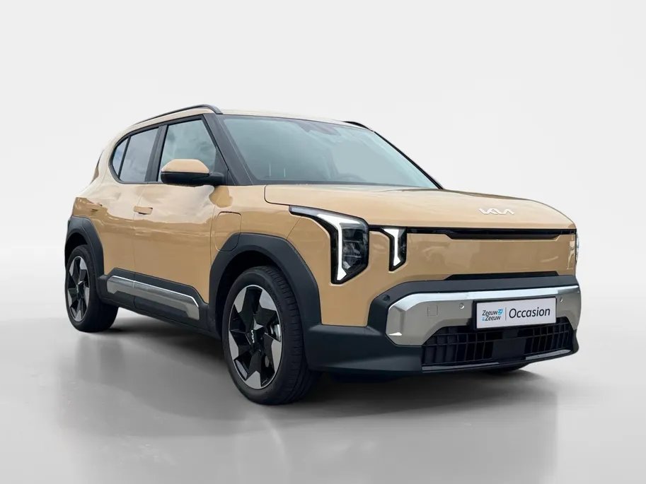 Kia EV2 Plus 42.2 kWh | Navigatie | Climate control | Adaptive cruise control | Stoel + Stuurverwarming | Parkeersensoren voor en achter + parkeercamera achter