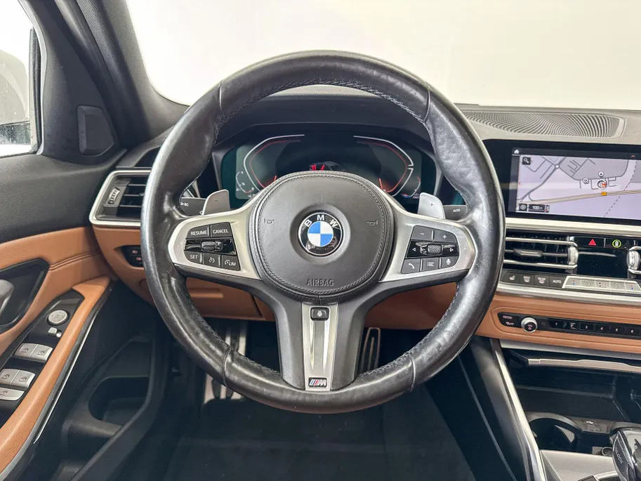 BMW 3 Serie Sedan 318i High Executive