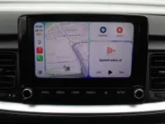 Kia Stonic 1.0 T-GDi MHEV DynamicLine | Camera | LED | Apple Carplay/Android Auto | Airco | Cruise | 15" LM |