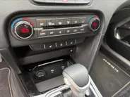 Kia Ceed Sportswagon 1.0 T-GDi MHEV Design Edition Automaat | Navi | Clima | Adaptive Cruise | Camera | Stoel-/Stuurverwarming | JBL Soundsysteem | LED Koplampen