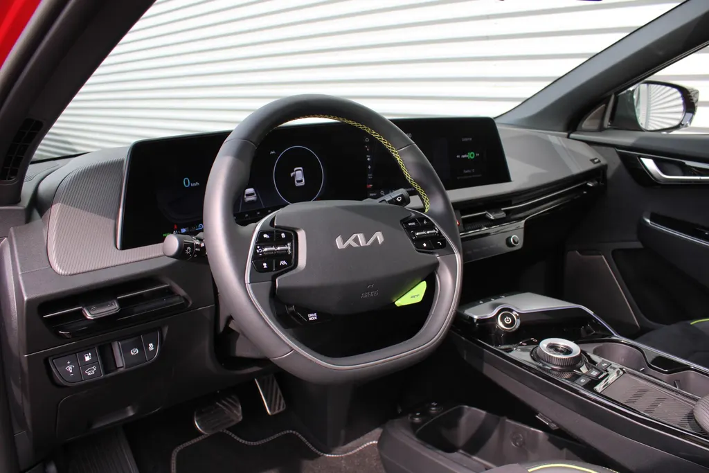 Kia EV6 GT AWD 77.4 kWh | Performance | BTW Auto | Orig. Ned. | 585 PK | Meridian Audio | 17% bijtelling |