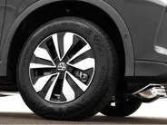 Volkswagen Tiguan Limited Edition 1.5 eHybrid 204 PK 6 versn. DSG · Design Pakket Dark · Trekhaak inklapbaar, met elektrische ontgrendeling, incl. aanhangermanoeuvreerhulp Trailer Assist ·