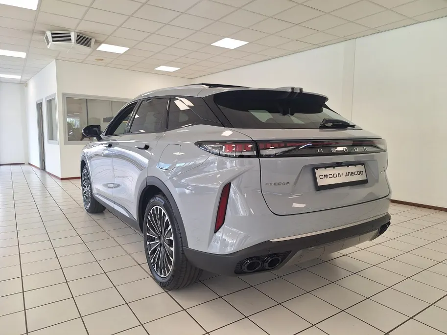 Omoda 9 9 PHEV Premium Panoramadak - 1100KM Bereik