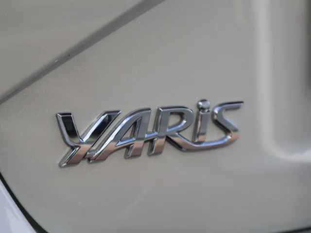 Toyota Yaris 1.5 Hybrid Y20 Exclusive Bi-tone Cruise | Camera |Navi