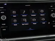 Volkswagen T-Roc 1.5 TSI 150pk DSG Sport · Panoramadak · Camera · Keyless · Apple/Android Car Play · Dodehoek Detectie · P-Sensoren · 17'' Inch ·