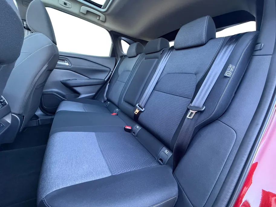 Nissan QASHQAI 1.3 MHEV Xtronic N-Connecta 158PK AUTOMAAT | Apple Carplay & Android Auto| Climate Controle | 4 seizoen banden | Metallic lak | Lichtmetalen velgen | Navigatie | Panoramadak | Dakrails | Dealer onderhouden | 1ste eigenaar