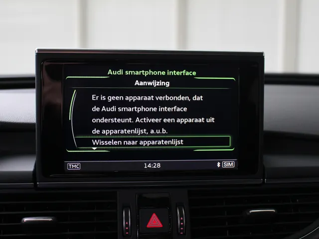 Audi A6 Avant 1.8 TFSI S-Line Sport Panoramadak | Stoelverwarming | DAB | Navigatie | Inklapbare buitenspiegels