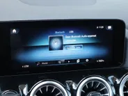 Mercedes-Benz B-Klasse 180 Business Solution AMG l Stoelverwarming l Ambiente verlichting l Achteruitrij camera
