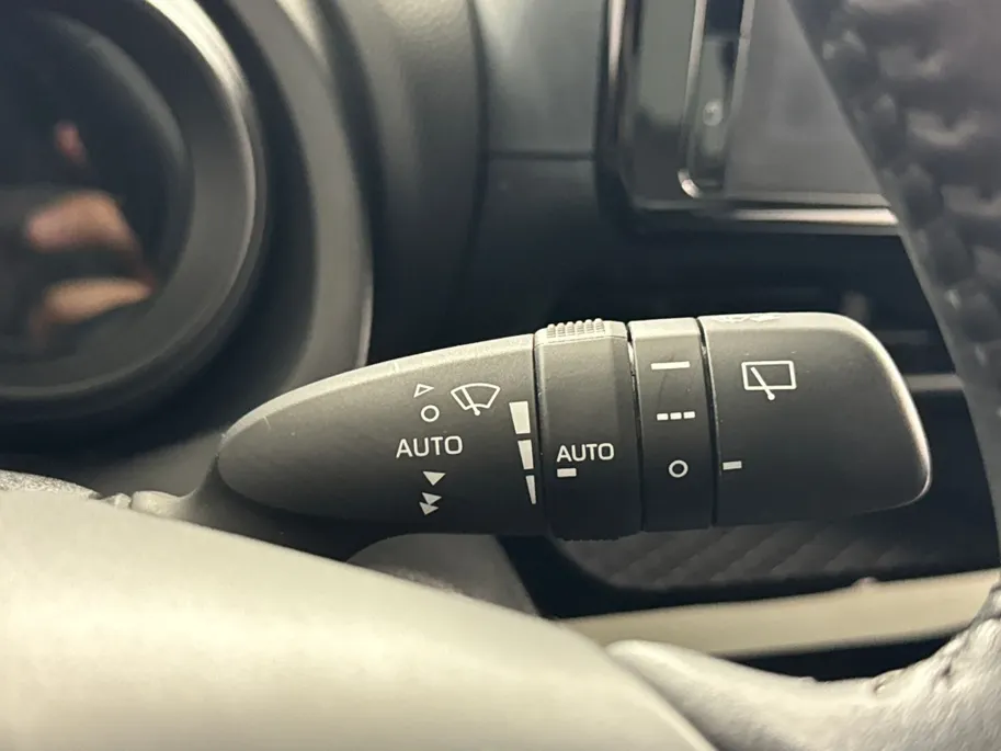 Toyota Yaris Cross 1.5 Hybrid Dynamic | Navigatie | 17'' L.M. Velgen | Adaptieve Cruise Control