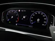 Volkswagen Tiguan 1.5 TSI 150pk DSG R-Line Business+ · Leder · Panoramadak · Apple/Android Car Play · Dodehoeksensor · Elek. Achterklep · 360 Camera · All-season banden · 19'' Inch · EXTRA INRUILKORTING ·