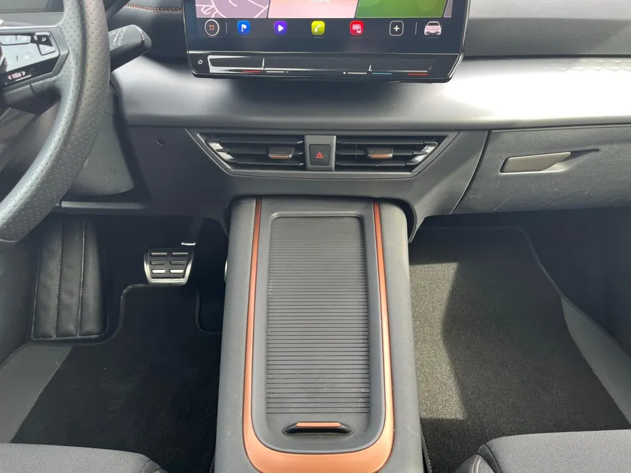 CUPRA Born Impulse 62 kWh | Navigatie | Apple Carplay en Android Auto | Climate Control | Cruise Control