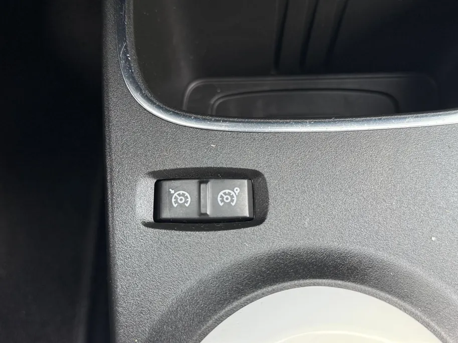 Renault Twingo Z.E. R80 Intens *Automaat*Navi+Camera*Climate*Parkeersensoren*Cruise*Hoge instap!