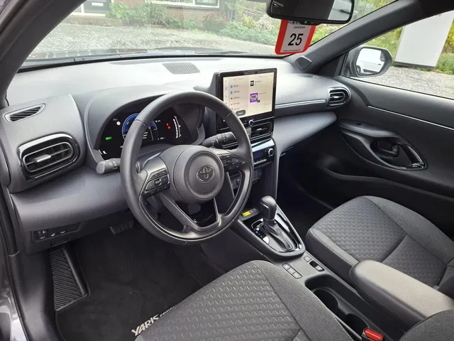 Toyota Yaris Cross 1.5 Hybrid 130 Dynamic PDC V+A | NAVI | rijklaarprijs !!