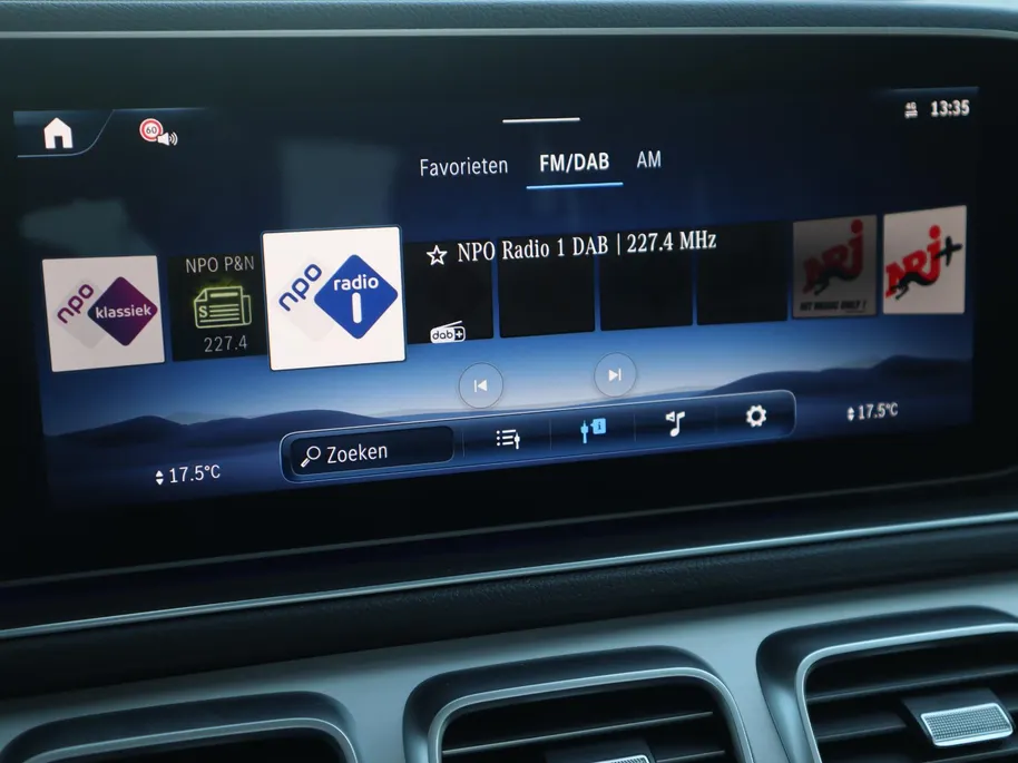 Mercedes-Benz GLE 400 e 4MATIC AMG Line l Trekhaak l Panoramadak l stoelverwarming l Leder