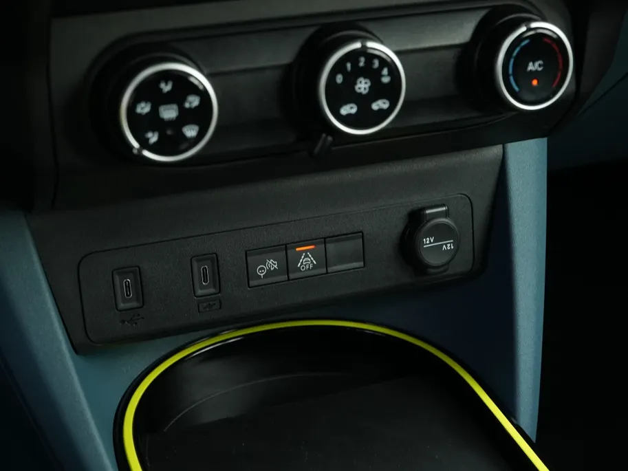 Fiat Grande Panda 1.2 Hybrid 100 PK Icon | Automaat | Carplay | Airco | Cruise