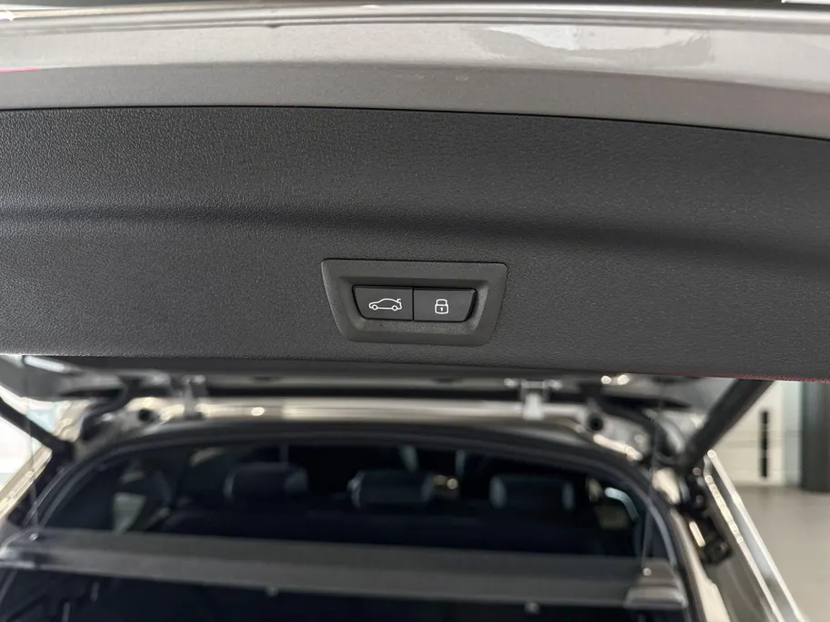 BMW iX1 eDrive20 67 kWh