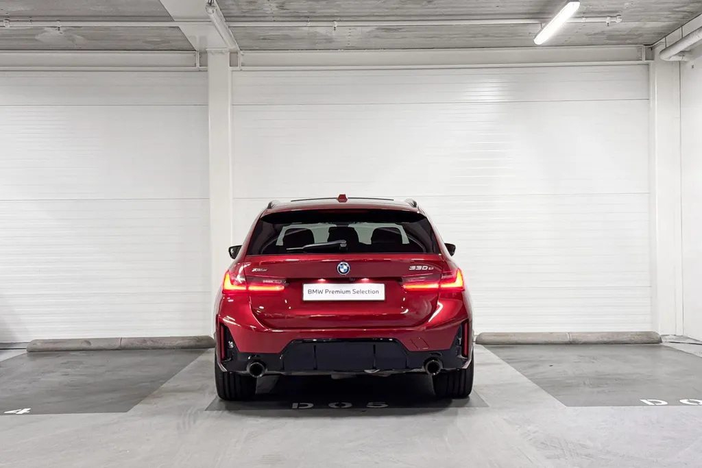BMW 3 Serie Touring 330e xDrive