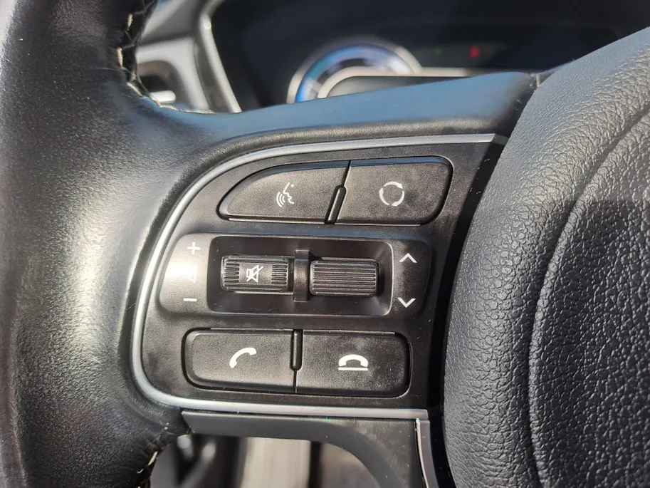 Kia Niro 1.6 GDi Hybrid DynamicLine AUTOMAAT | GROOT scherm | Navigatie | Camera | Adaptieve Cruise | Climate | Apple Carplay/Android Auto