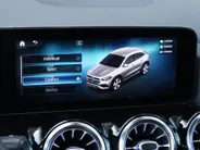 Mercedes-Benz GLA 250 e AMG Line l Stoelverwarming l Achteruitrij camera l Ambiente lichtpakket