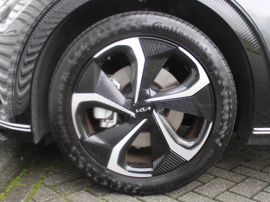 Kia EV6 Edition Advanced 77.4 kWh | Navi | Airco | 20" LM | Camera | Elektrische klep | BTW auto | 17% bijtelling |