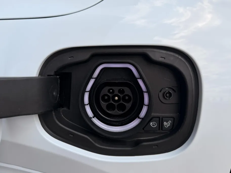 Ford Kuga 2.5 PHEV 225 pk ST-Line X DRIVER ASSISTANCE PACK I STOELVERWARMING I VOORRRUITVERWARMING I APPLE CARPLAY / ANDROID AUTO I