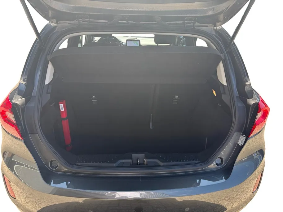 Ford Fiesta 1.5 TDCi Titanium Lease Edition | 1ste eigenaar | Volledig Zeeuw & Zeeuw Onderhouden | Winter Pack | Achteruitrijcamera | Apple Carplay & Android Auto |