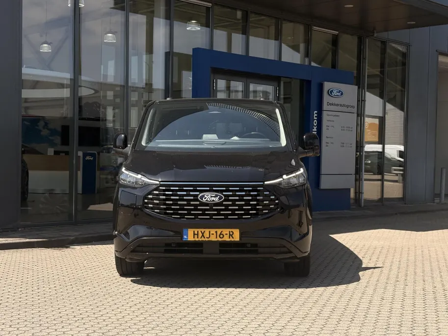 Ford Transit Custom Tourneo 340 2.5 PHEV L2H1 Titanium X 1850 KG Trekgewicht I LUXURY PACK I TREKHAAK I DRIVER ASSISTANCE PACK I APPLE CARPLAY / ANDROID AUTO I