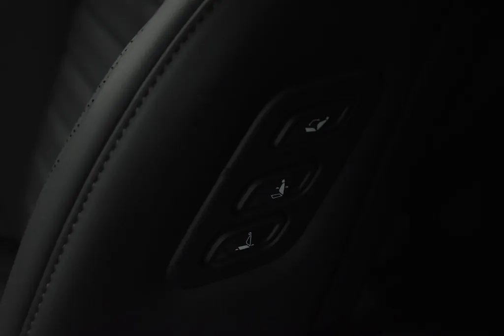 Kia EV9 99,8kWh 204pk RWD Plus NIEUW