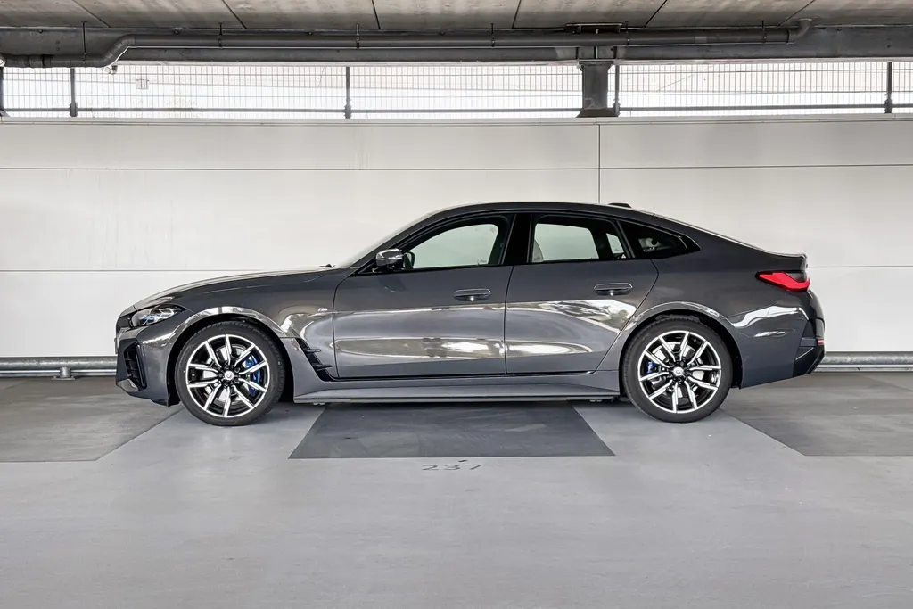 BMW i4 eDrive40 High Executive 84 kWh