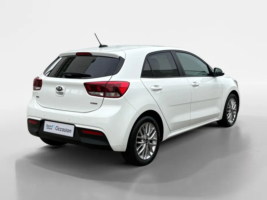 Kia Rio 1.0 TGDI DynamicLine | Navigatie | Airco | Apple Carplay / Android Auto | Achterruitrij Camera | Lichtmetalen Velgen |