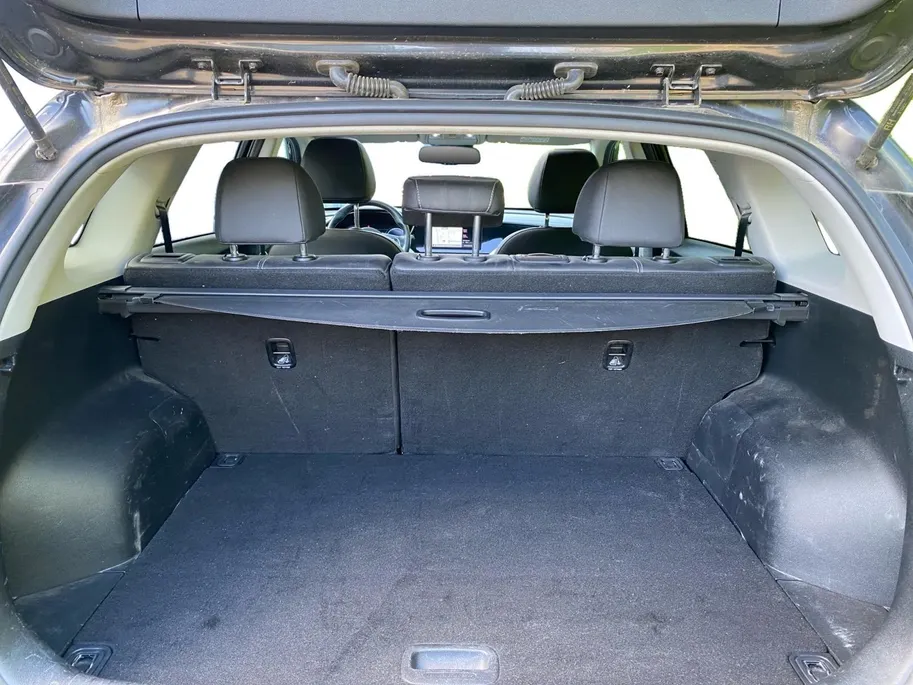 Kia e-Niro DynamicPlusLine 64 kWh Climate control | Stoel,- en stuurverwarming | Parkeercamera | Cruise control | Elek. schuif/kanteldak | 16 inch LM velgen | SOH 98.6% |
