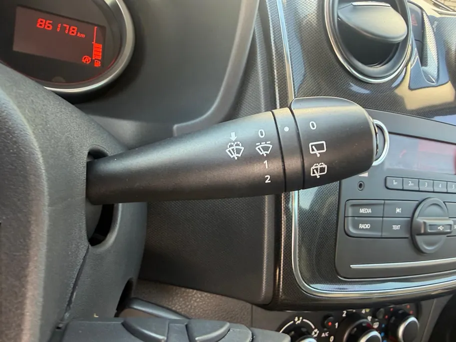 Dacia Logan MCV 0.9 TCe SL Royaal | Trekhaak | Parkeersensoren | Airco | Bluetooth | Cruise Control | Volledig Onderhouden | 12 Maanden BOVAG Garantie