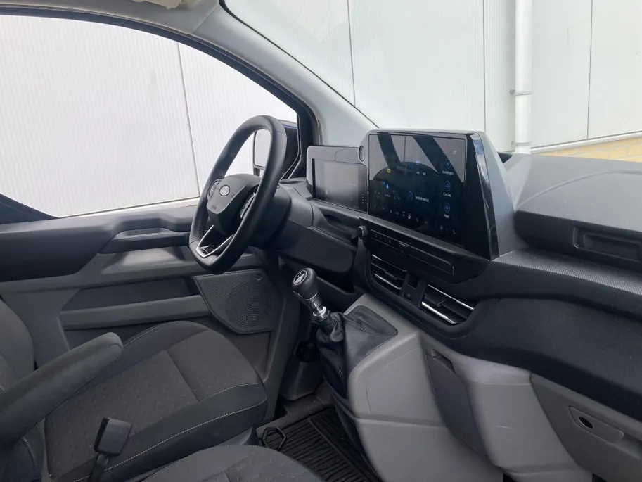 Ford Transit Custom 300 2.0 TDCI 136 pk L1H1 Limited Navigatie- Apple Carplay/Android Auto - Driver Assistance Pack - Laadruimtebescherming