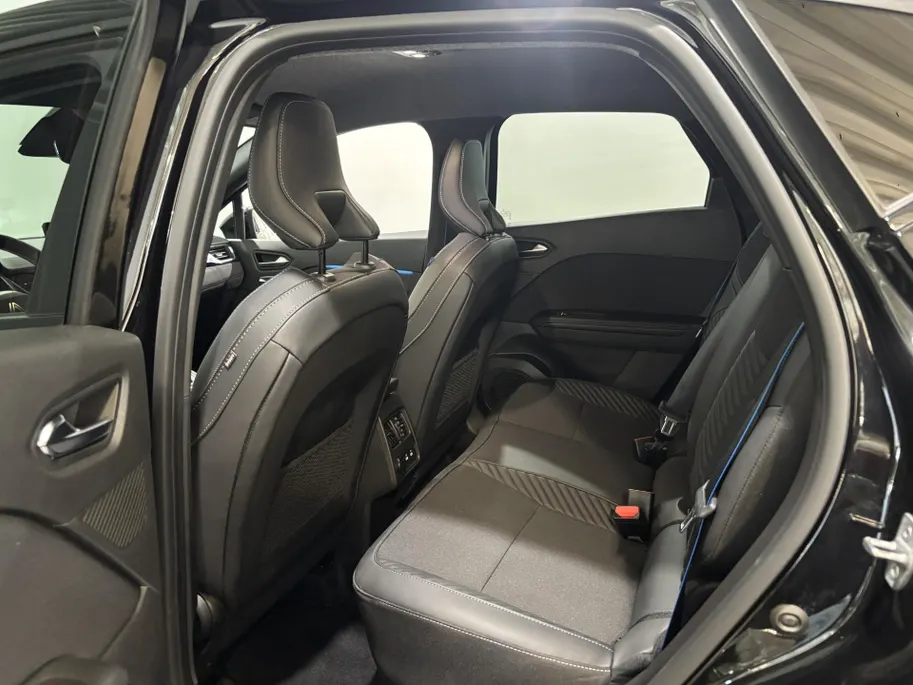 Renault Captur 160PK E-Tech Full Hybrid Esprit Alpine Automaat | DEMO | Sidebars | Adaptive Cruise Control | Camera | Digital Cockpit | Apple CarPlay/Android Auto | Climate Control | Parkeersensoren | Lichtmetalen Velgen |
